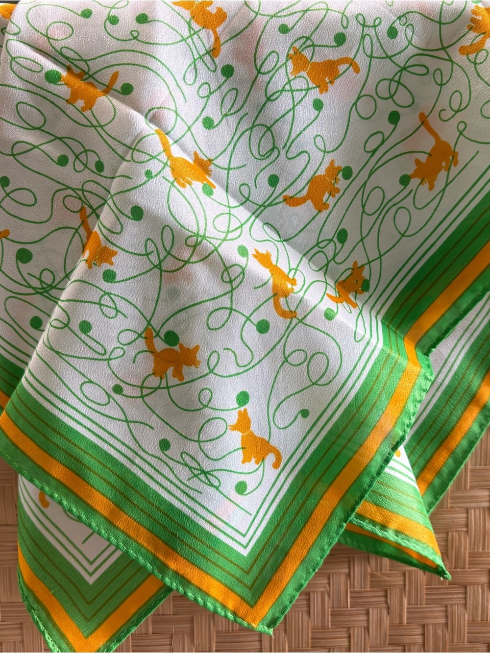 Vtg Cat Print Polyester Scarf Retro Mod Kitty Scarf Green & Gold Novelty Square